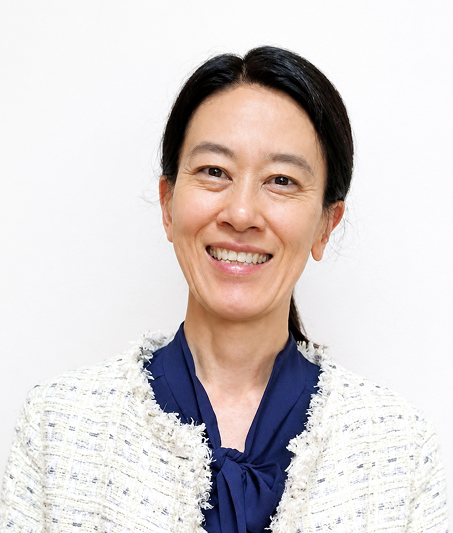 榮田 育子 氏